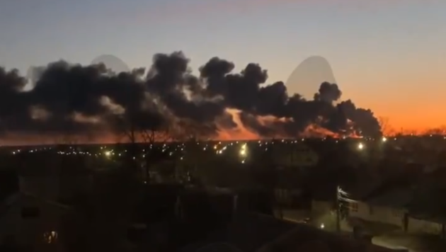 Angriff auf Flughafen Kursk - massive Explosionen gemeldet! Nächste Attacke auf russischen Flughafen!