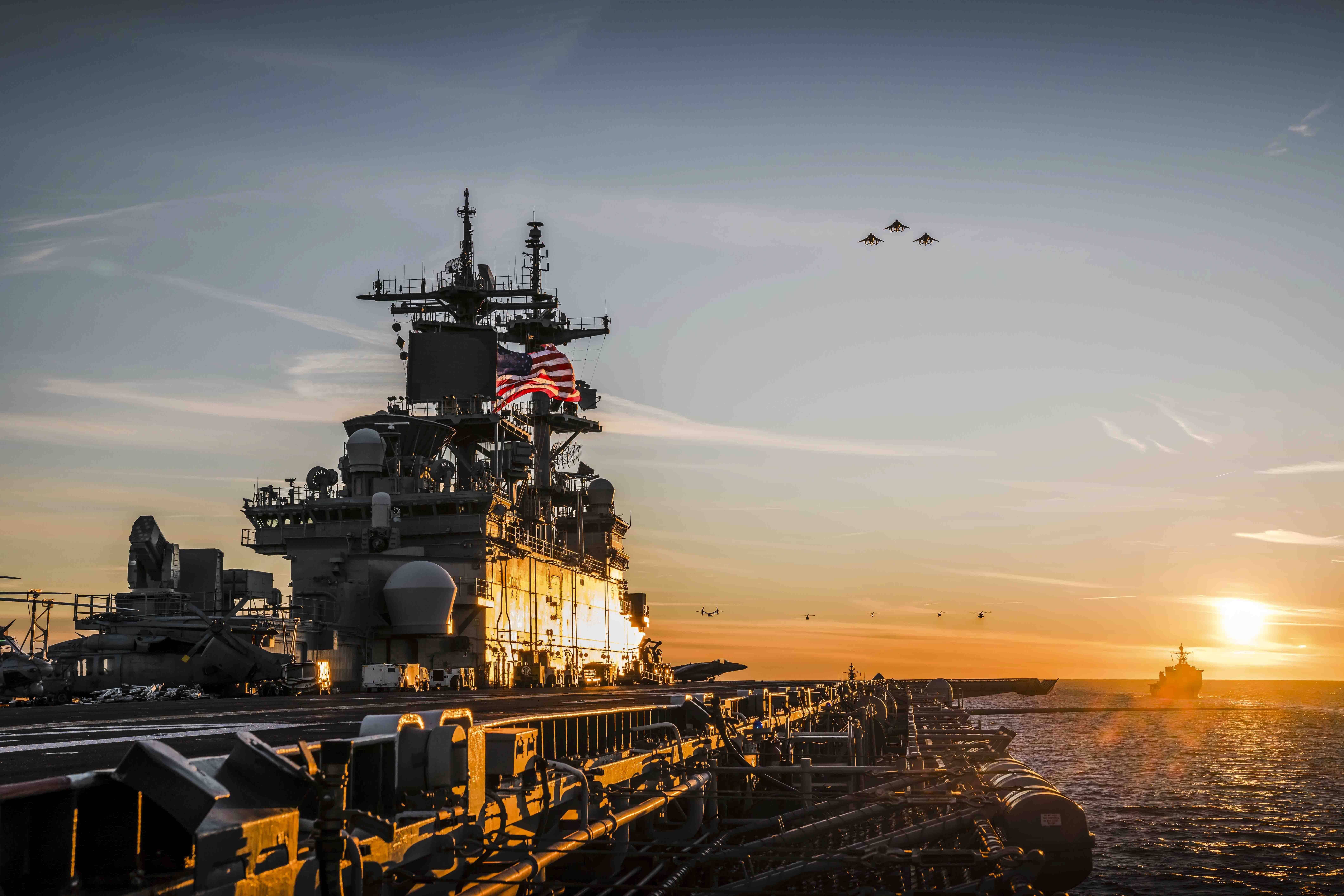 US-General droht Putin! USA würde die Schwarzmeerflotte zerstören bei Einsatz von Atomwaffen!
