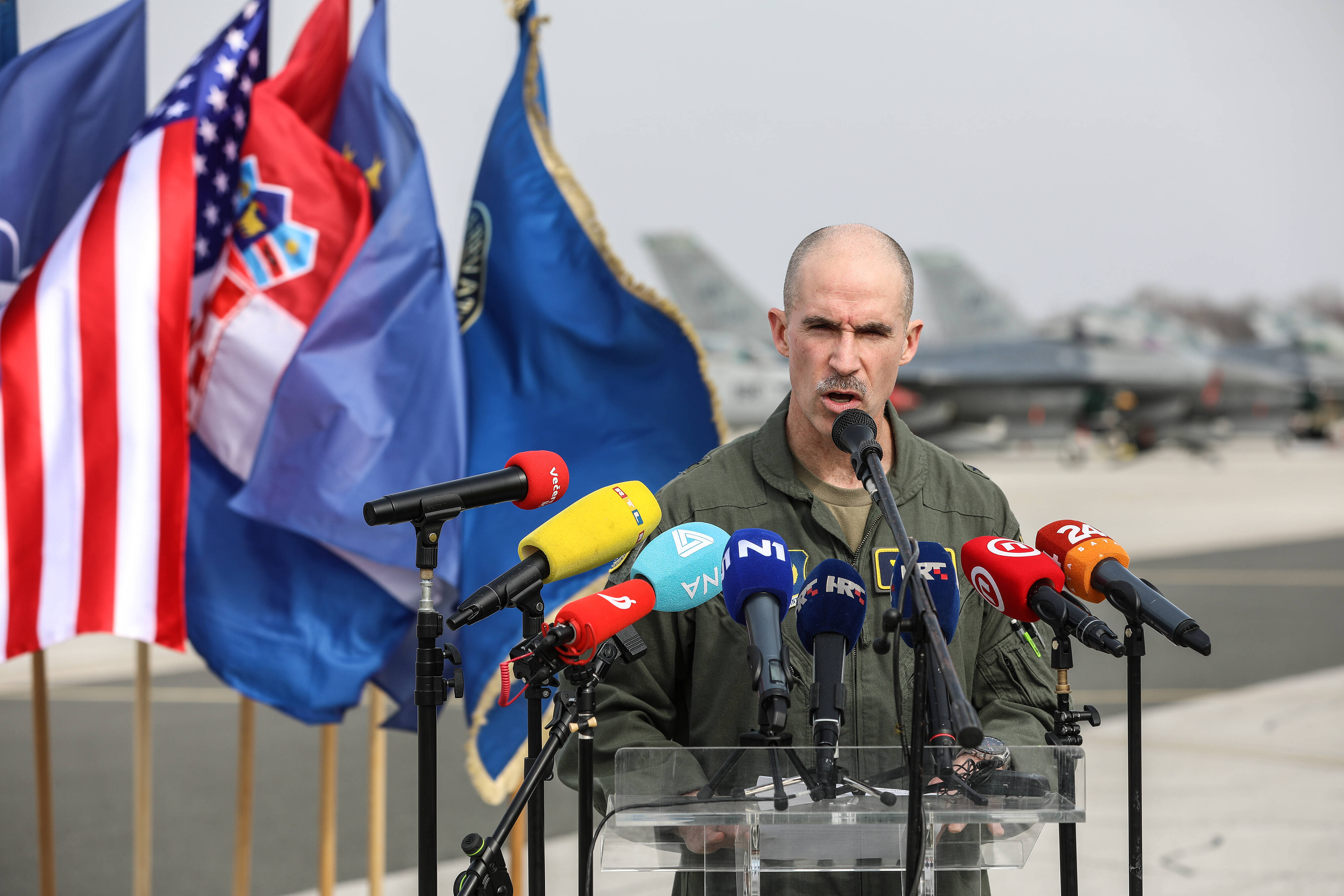 Russland wankt! NATO-Admiral sicher: Der Riese steht kurz vor dem Fall! Hat Putin sich übernommen?