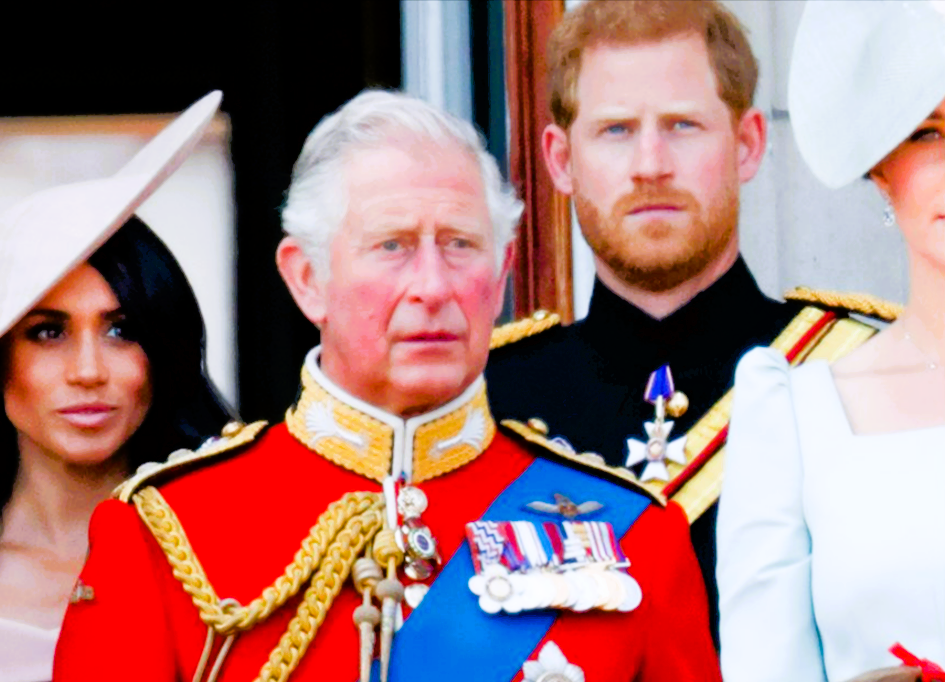 Verliert Harry seinen Königstitel? Prinz Harry im Fokus: Droht ihm ein weiterer, trauriger Verlust?